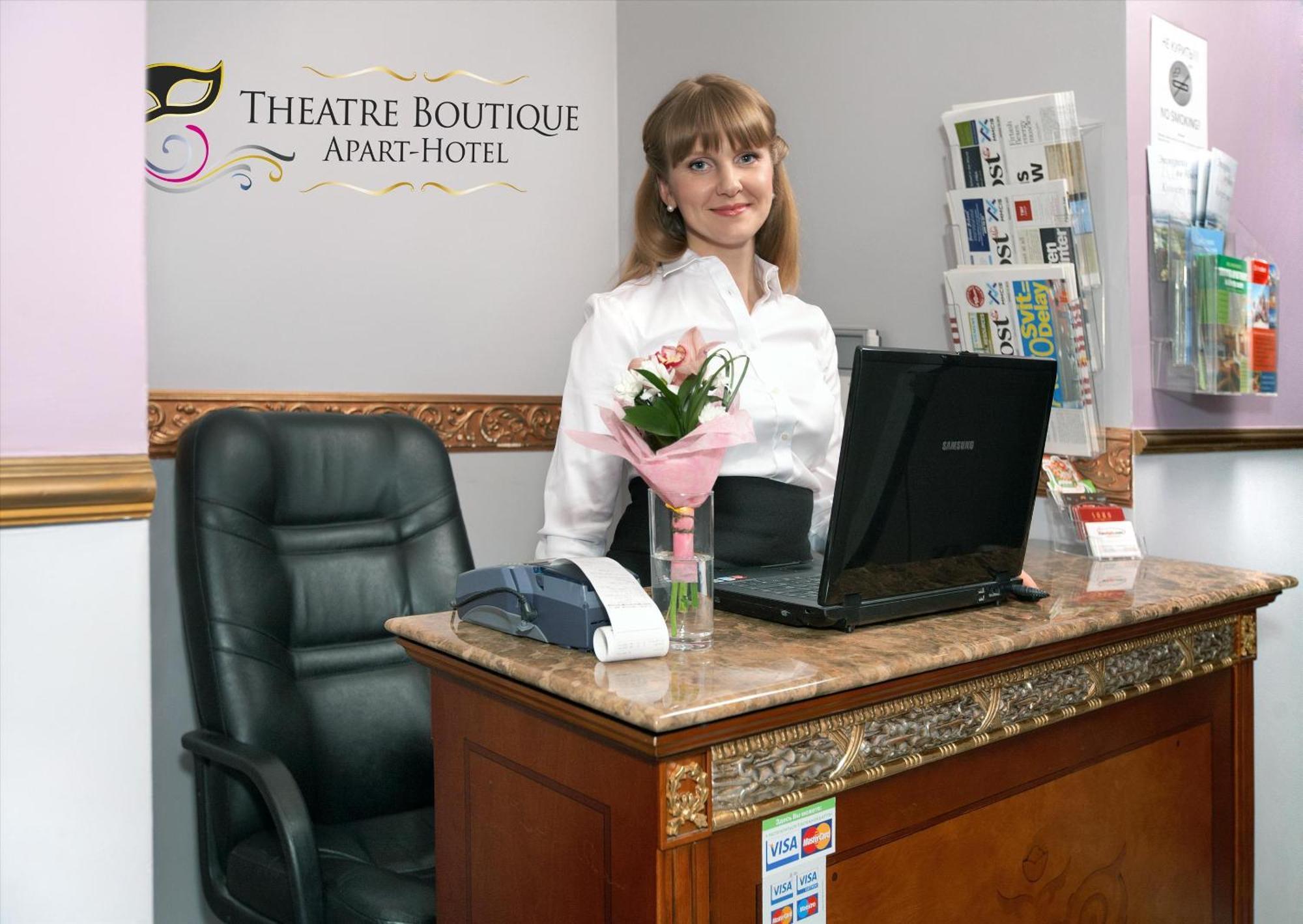Theatre Boutique Apartments Kyjev Exteriér fotografie